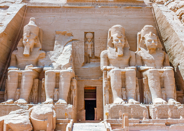 Private Trip to Abu Simbel from Aswan by plane